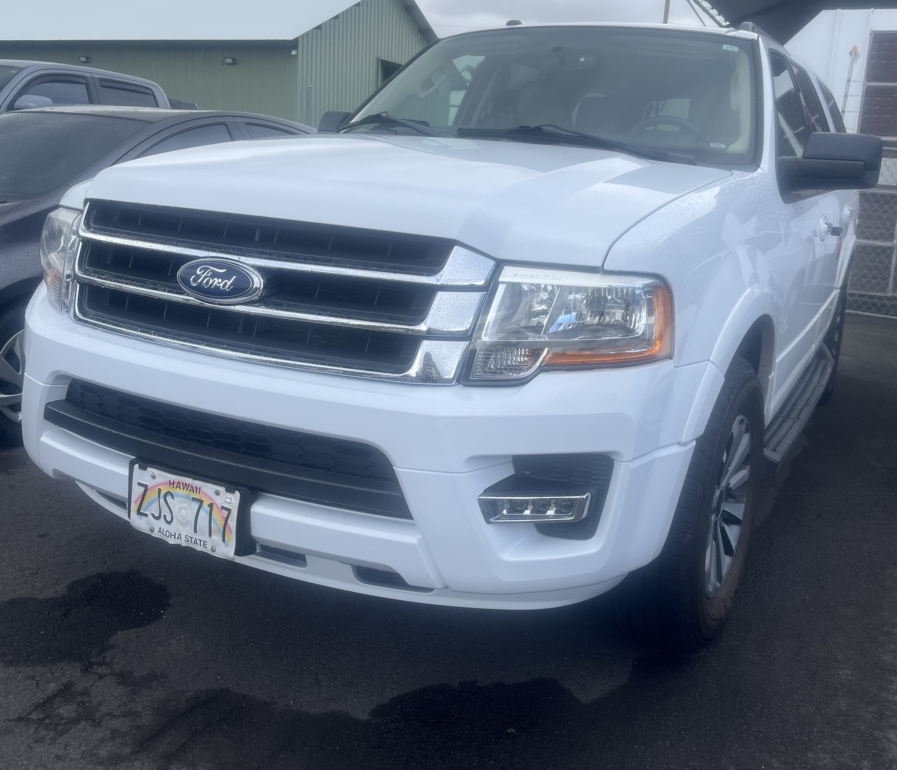After repair - 3rd Generation Ford Expedition - Front End Collision